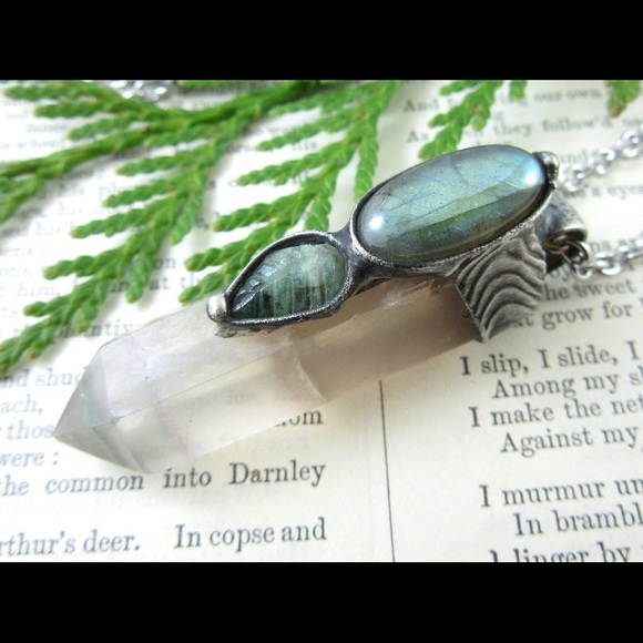Labradorite & Fluorite Crystal Pendant - Picture 6 of 8